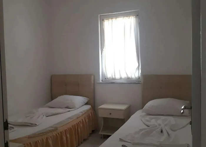 Apartmanhotel Karatas 3*