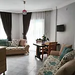 Karatas Ξενοδοχείο με διαμερίσματα Μαρμαρίς