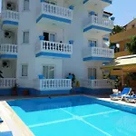 Karatas 3* Μαρμαρίς